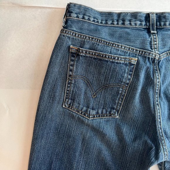 Levi's 515 Boot Cut Jeans - Picture 14 of 14